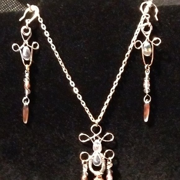 CC Wire wrapped Jewelery - Picture 3 of 4